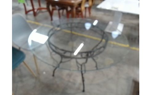 TABLE RONDE EXTERIEUR PLATEAU VERRE