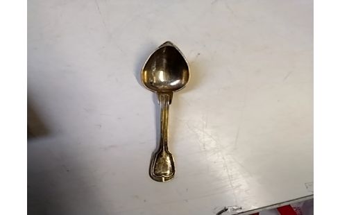 MÉNAGÈRE 12 CUILLÈRES