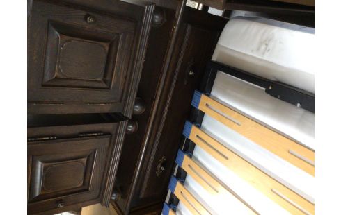 COMMODE CHENE FONCE 3 TIROIRS