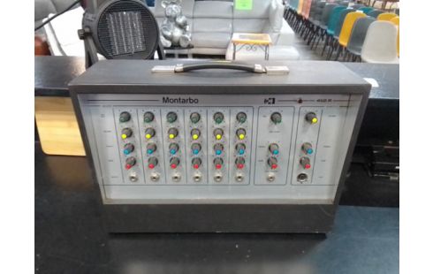 AMPLIFICATEUR GUITARE 452R