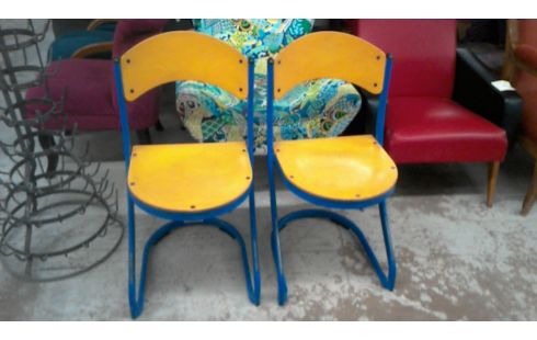 CHAISE  VINTAGE    L' UNE