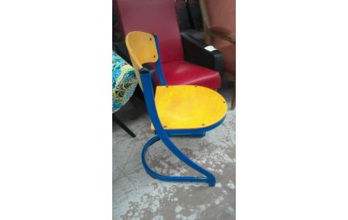 CHAISE  VINTAGE    L' UNE