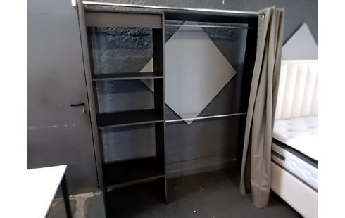 ARMOIRE DRESSING RIDEAU