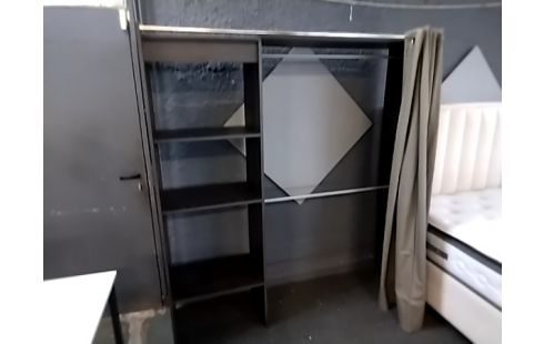 ARMOIRE DRESSING RIDEAU