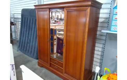 ARMOIRE 3 PORTES 2 TIROIRS MIROIR