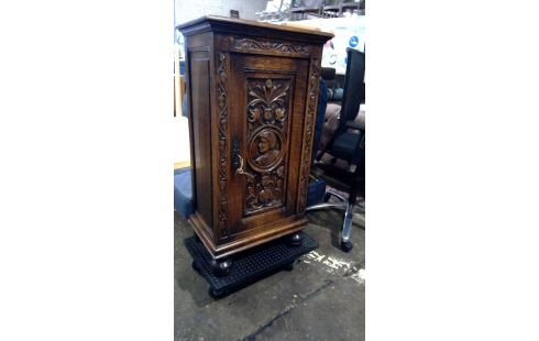 MEUBLE CHENE SCULPTE 1 PORTE