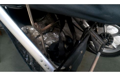 POUSSETTE 3 ROUES NOIRE GRIS ALUMINIUM