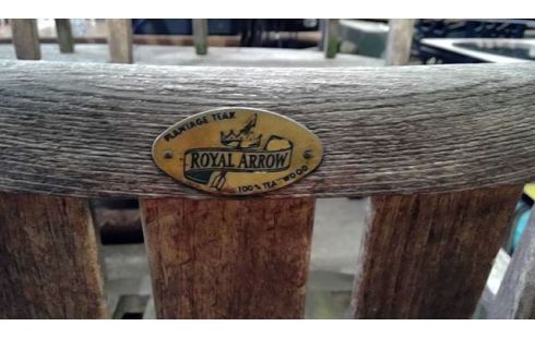 TABLE DE JARDIN + 4  FAUTEUILS