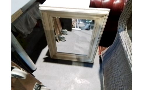 MIROIR CARRE CADRE BEIGE