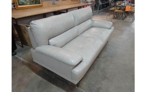 CANAPE 3 PLACES CUIR EN L'ETAT