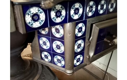 CUISINIERE/POELE RETRO CARRELAGE BLEU MAGNIFIQUE