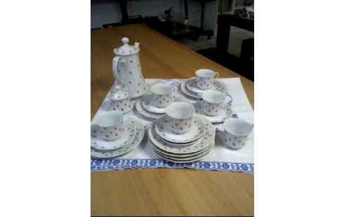 JUEGO DE CAFÉ BLANCO