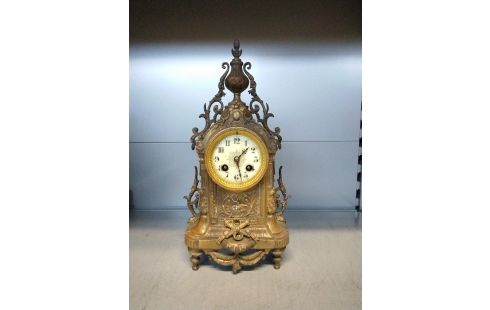 PENDULE BRONZE STYLE LOUIS XVI