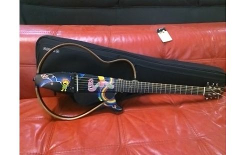 GUITARE YAMAHA SLG200S AVEC HOUSSE (PEINT PAR RAFART)