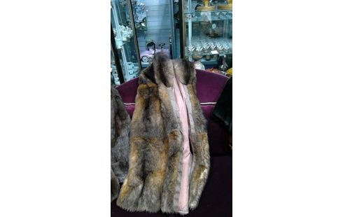 BIBELOT MANTEAU DE FOURRURE