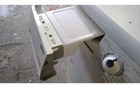 SECHOIR A LINGE CONDENSATION ZANUSSI