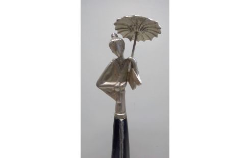 BEELD GEISHA IN HOUT &