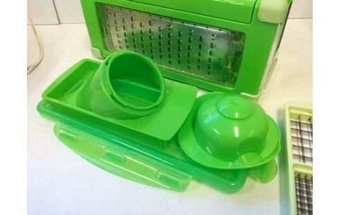 DECOUPE LEGUMES AVEC ACCESSOIRES