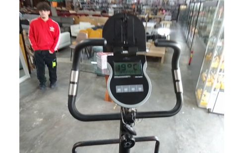 VELO D'APPARTEMENT CRANE