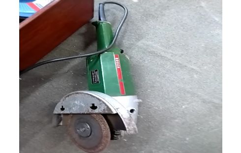 DISQUEUSE BOSCH PWS230 AVEC DISQUES