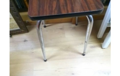 TABOURET FORMICA MARRON