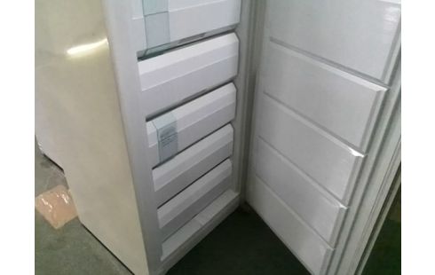 CONGELATEUR ARMOIRE BAUKNECHT 241L