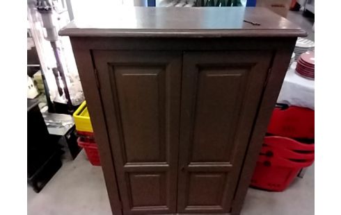 MEUBLE 2 PORTES + CLEF