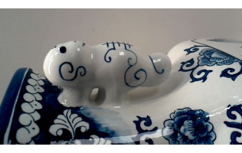 VAAS CHINEES PORCELEIN