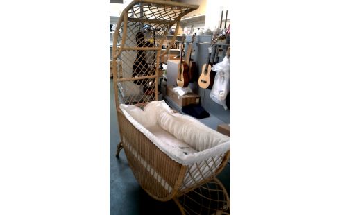 BERCEAU ROTIN VINTAGE
