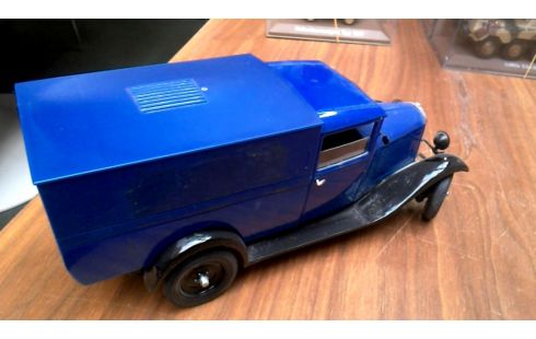 DECO-OBJECT AUTO BLAUW