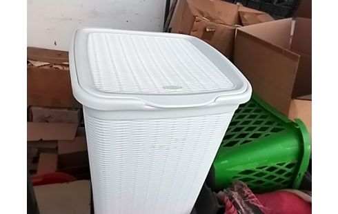 PANIERE A LINGE