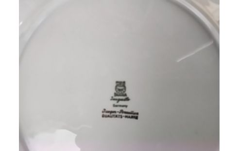 ASSIETTE PORCELAINE LOT