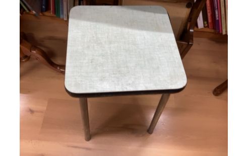 TABOURET FORMICA TURQUOISE