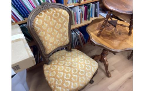 FAUTEUIL JAUNE