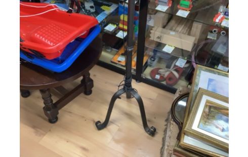 LAMPE MÉTAL ABAT JOUR ROUGE