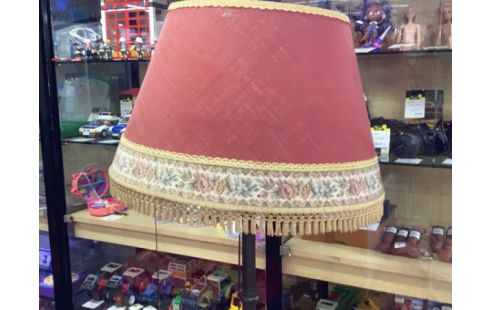 LAMPE MÉTAL ABAT JOUR ROUGE