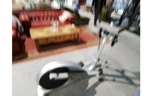 VELO ELLIPTIQUE DOMYOS