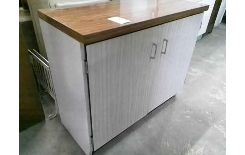 MEUBLE BAS FORMICA 2P