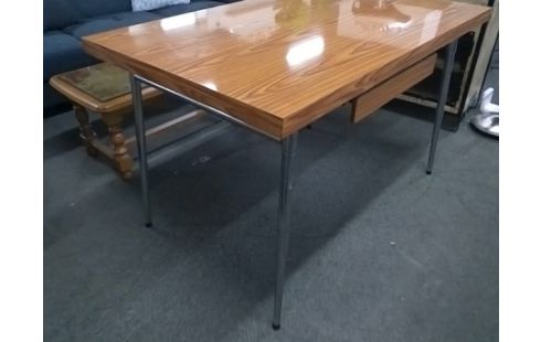 TABLE FORMICA MARRON AVEC ALLONGES INTERIEURES