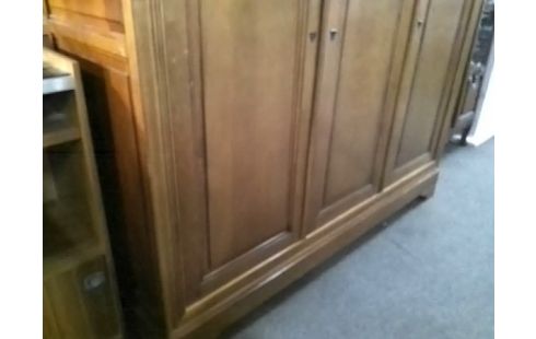 ARMOIRE 3P STYLE LOUIS PHILIPPE AVEC ETAGERE + 1 PENDERIE DOUBLE