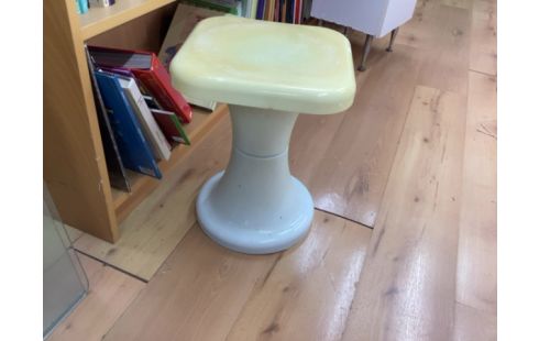 TABOURET PLASTIQUE VINTAGE