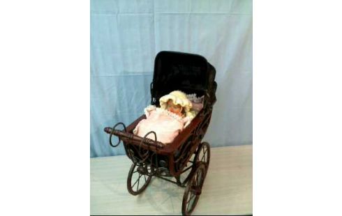 PUPPENWAGEN HOLZ +PUPPE ANTIK