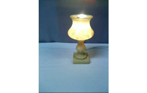 TISCHLAMPE 1-FLAMMIG STEIN MARMOROPTIK