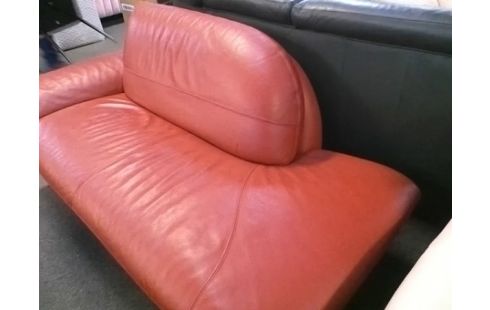 MERIDIENNE CUIR ROUGE CHATEAU D'AX