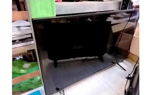 ECRAN TV CONNECTE  HITACHI + TLC