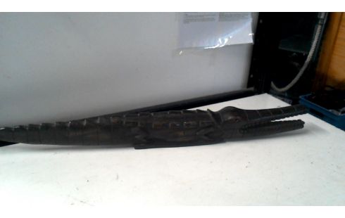 HOUTEN BEELD AFRIKA/KROKODIL