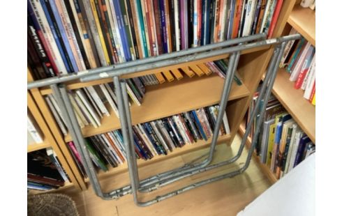 TRETEAU MÉTAL PAIRE