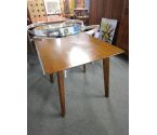 TABLE CARREE BOIS EXOTIQUE