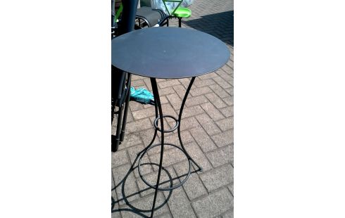 BIJZETTAFEL ROND IJZER ANTRACIET DRIEPOOT