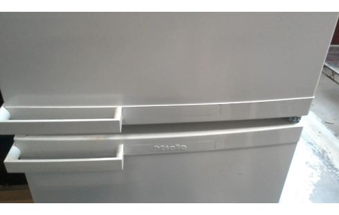 KOELKAST/VRIESVAK  MIELE